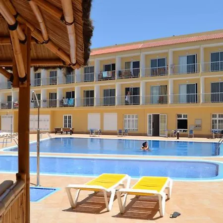 Surfing Colors Hotel&apartments Daire