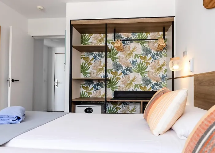 Surfing Colors Hotel&apartments