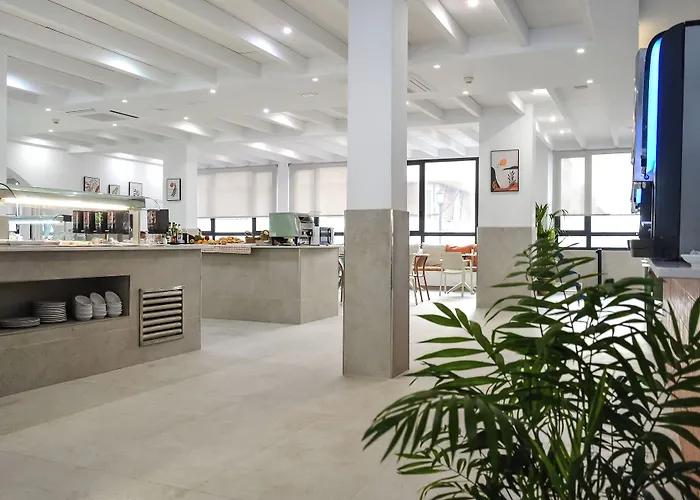 Surfing Colors Hotel&apartments *